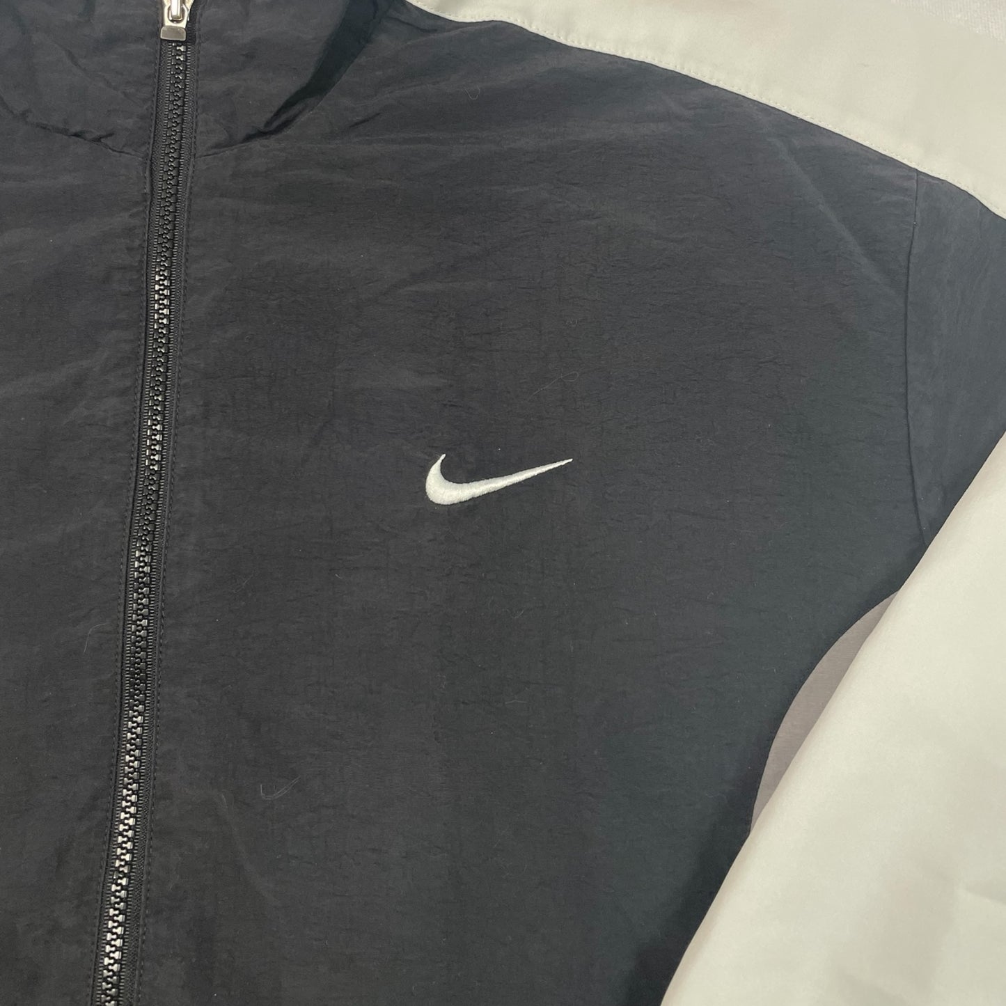 Vintage Nike Nylon Big Logo Trackjacket 00s